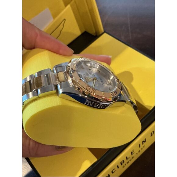 Invicta Pro Diver Brinevale Women’s Watch, Two-Tone Silver and Gold Watch 38 mm main image 8